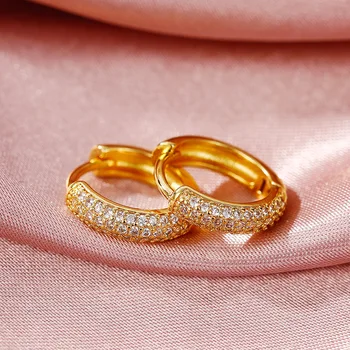 Huitan Jednostavan Zlatna Boja CZ Naušnice-Prsten za Žene Modni Ugovorna Vjenčanje Vjenčanje Naušnice Visoke Kvalitete Upadljiv Nakit