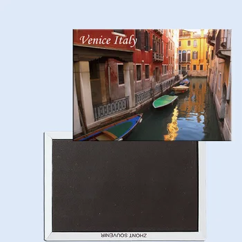 Turistički suveniri, magnetska na hladnjak,izvrstan dar 24613, Boje Veneciji, Italija.